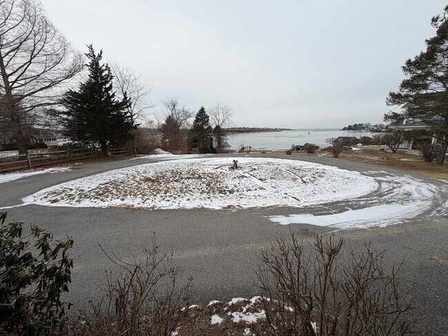 Building Photo - 630 Washington St