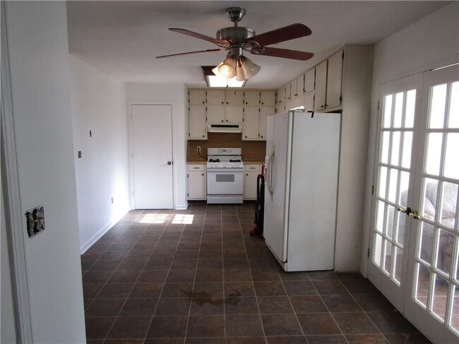 Building Photo - 1106 Westwood Pl SW