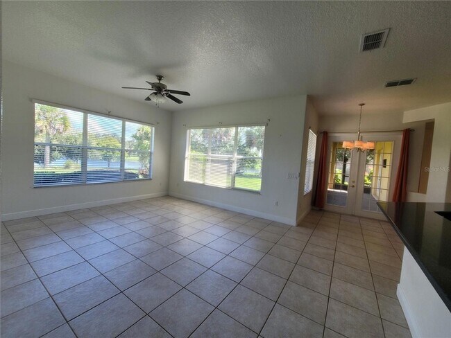 Building Photo - 113 Torino Ln