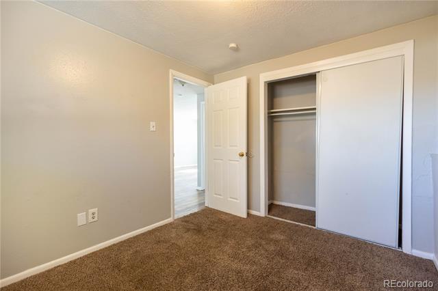 Building Photo - 330 Vehr Dr
