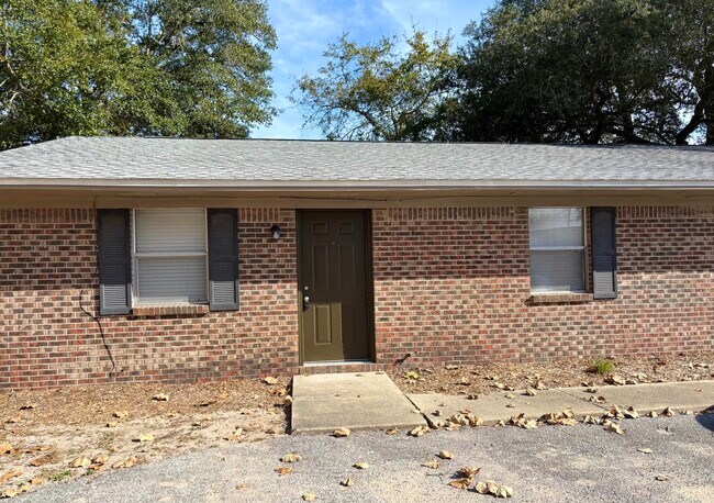 Building Photo - 316 Lewis St