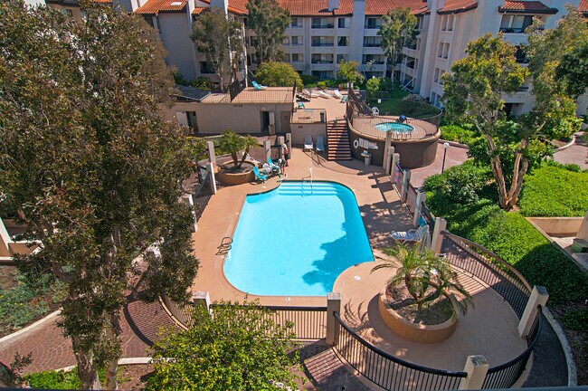 Primary Photo - 5705 Friars Rd