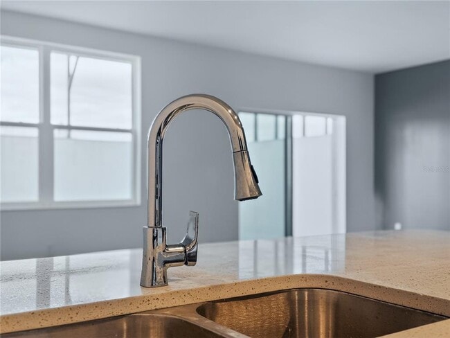 Building Photo - 612 Trikomo Dr