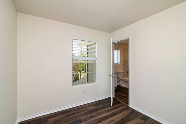 Building Photo - COMING SOON!  3 BEDROOM DUPLEX LOCATED IN WHITERIGHT TEXAS!