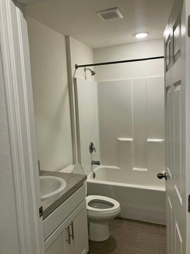Building Photo - 4281 Golfair Ln