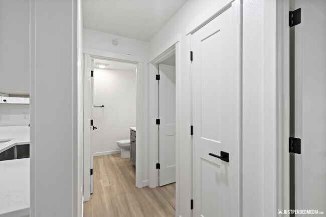 Building Photo - 12378 Lake St