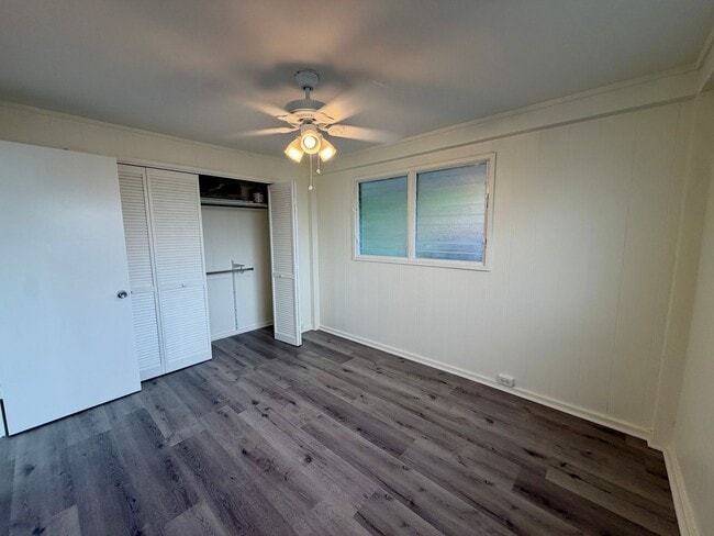 Building Photo - Newly Renovated 3BR Kapahulu Home with Private Yard and Gated Parking Near Waikiki