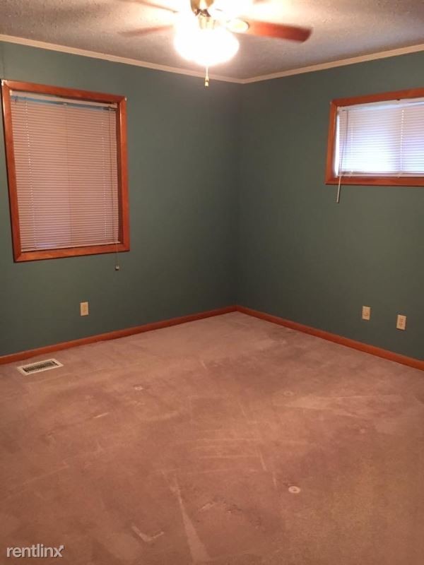 Building Photo - 3 br, 2 bath House - 307 Willow Rd
