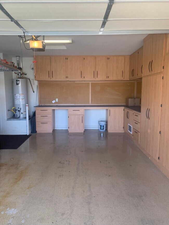 Building Photo - 21605 N 261st Ave