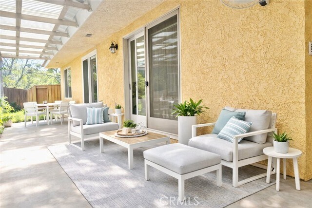 Building Photo - 17381 Canyon Heights Dr