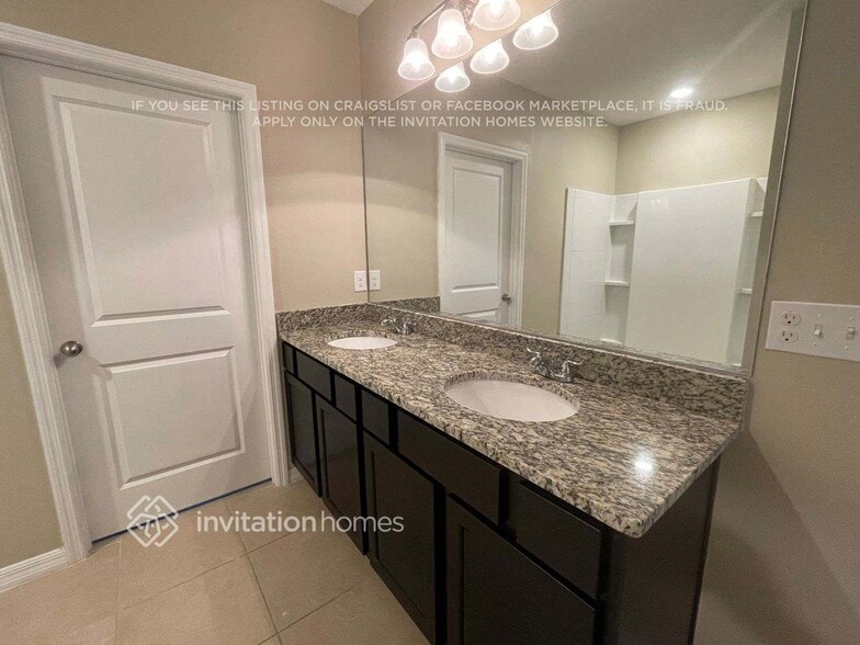 Building Photo - 144 Tierra Verde Way