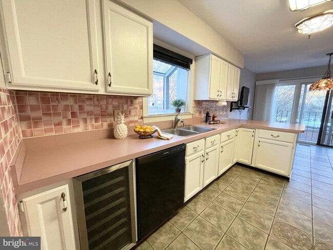 Building Photo - 6319 Chaucer View Cir
