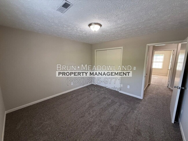 Building Photo - 8721 Gleason Dr