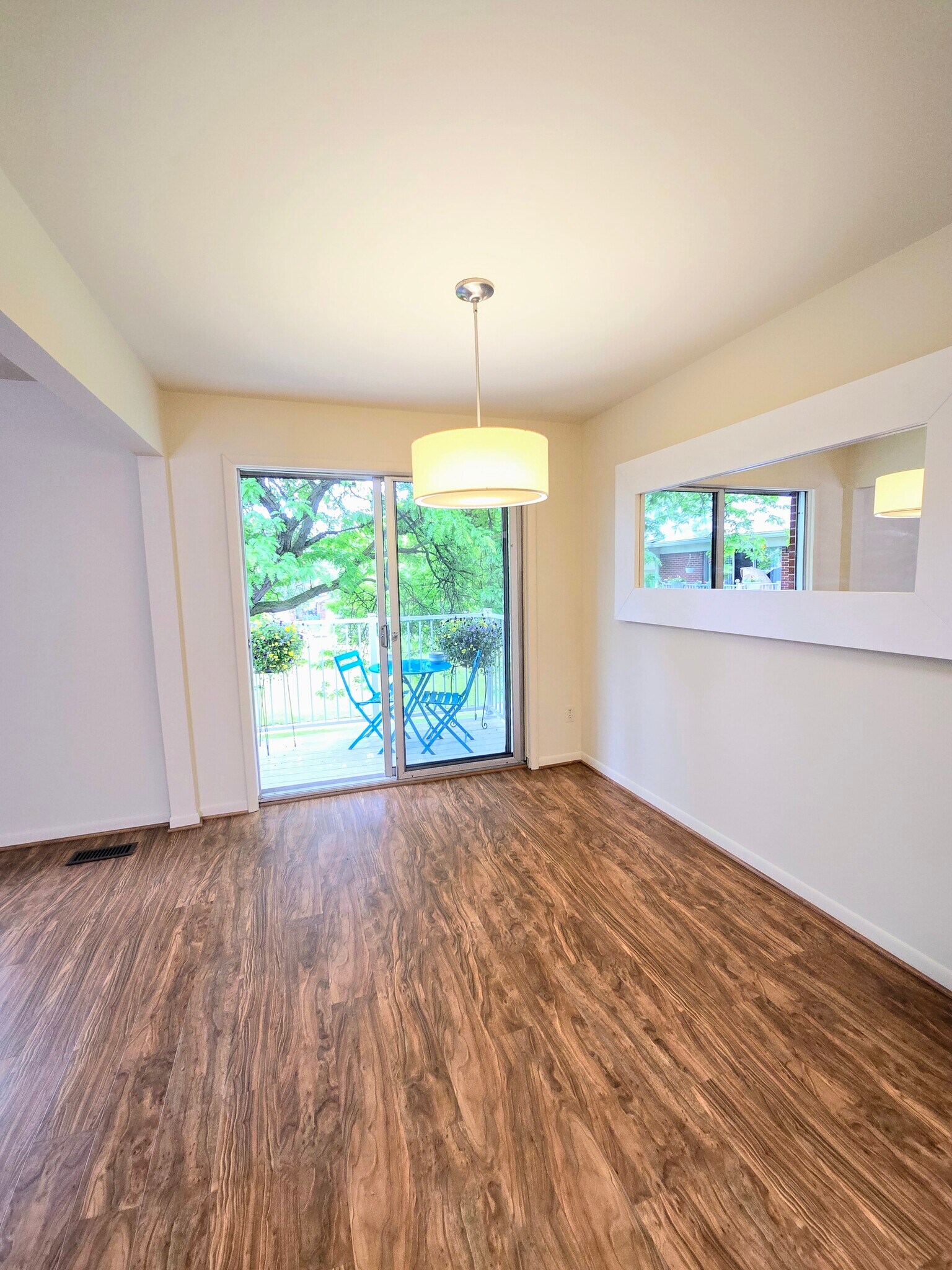 Building Photo - 16810 Edloytom Way