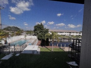 Building Photo - 4803 Triton Ct W