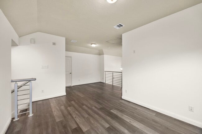 Building Photo - 8222 Lockridge Terrace Ln