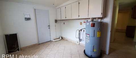Building Photo - 106 Lantern Ln