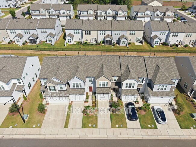 Building Photo - 1615 Glacier Dr