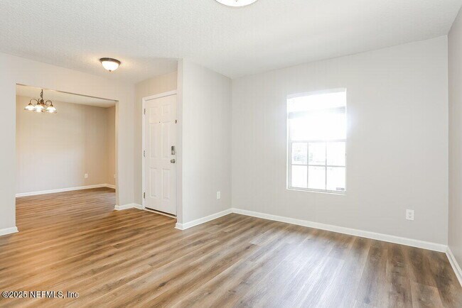 Building Photo - 2861 Taylor Hill Dr