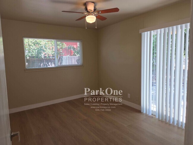 Building Photo - 919 Carpino Ave