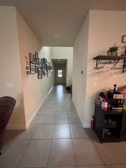 Building Photo - 3791 Bonifacio Way