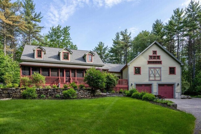 Primary Photo - 34 Mirror Lake Dr