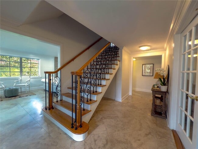 Building Photo - 730 SW 80th St