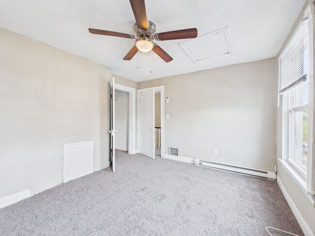 Building Photo - 207 Wellford St