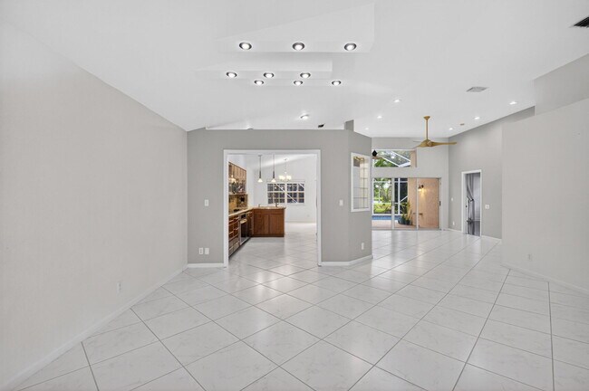 Building Photo - 7558 Ironbridge Cir