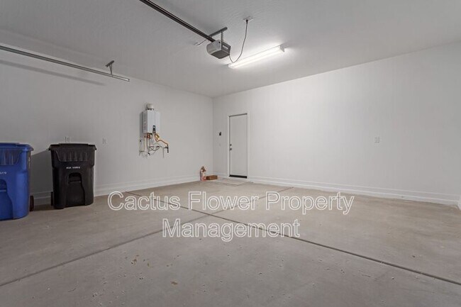 Building Photo - 4740 S Ferric