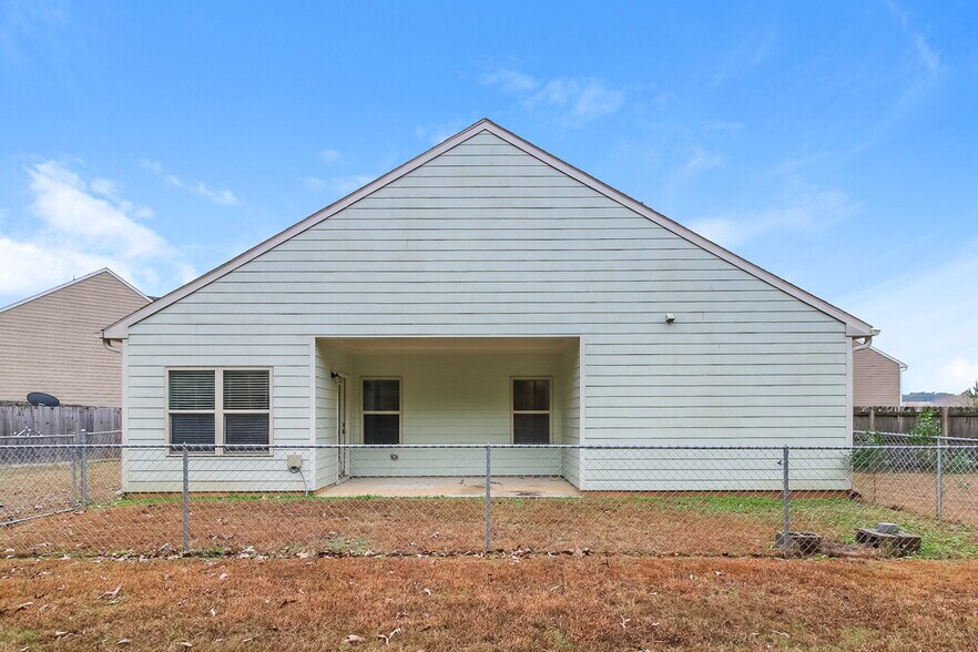 Building Photo - 3482 Sandstone Trail SE