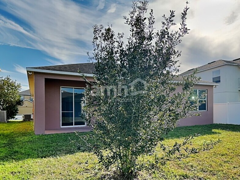 Building Photo - 14813 Braywood Trail
