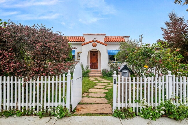 Building Photo - 4260 McConnell Blvd