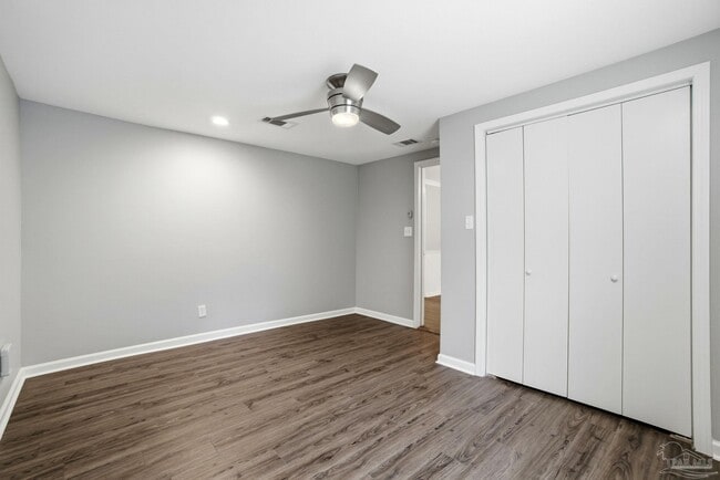 Building Photo - 3750 Martin St