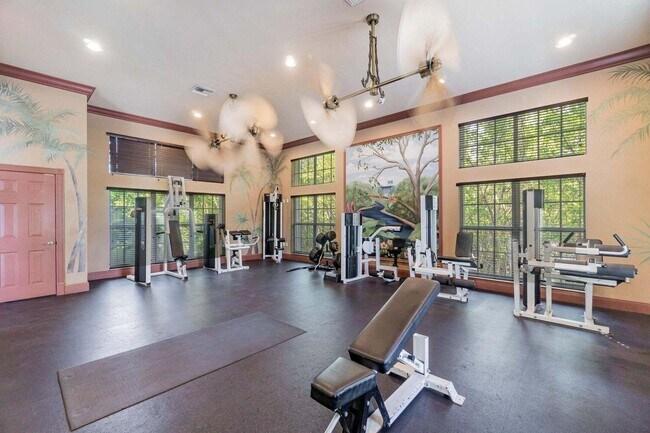 Building Photo - 1000 Scotia Dr