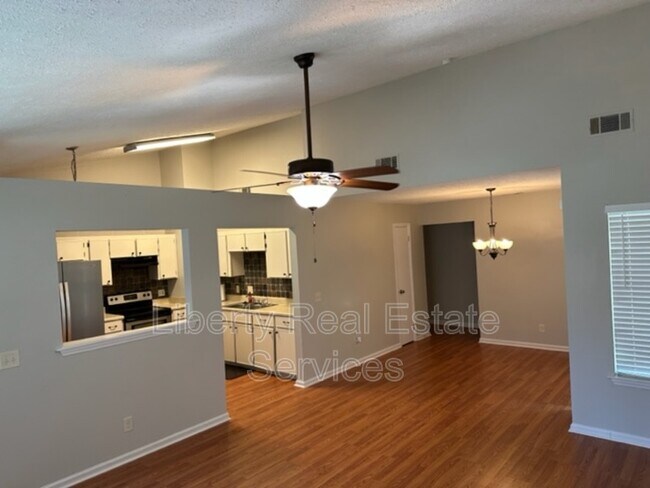 Building Photo - 815 Osprey Dr