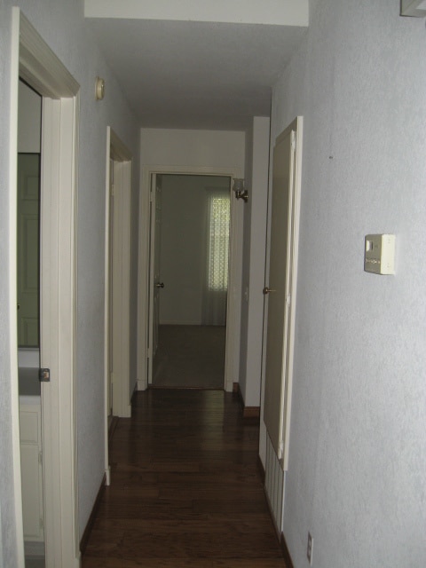 Building Photo - Glen Ellen Home