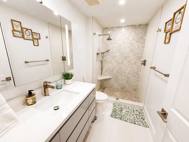 Building Photo - 233 S Federal Hwy