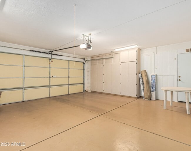 Building Photo - 20014 N Conquistador Dr