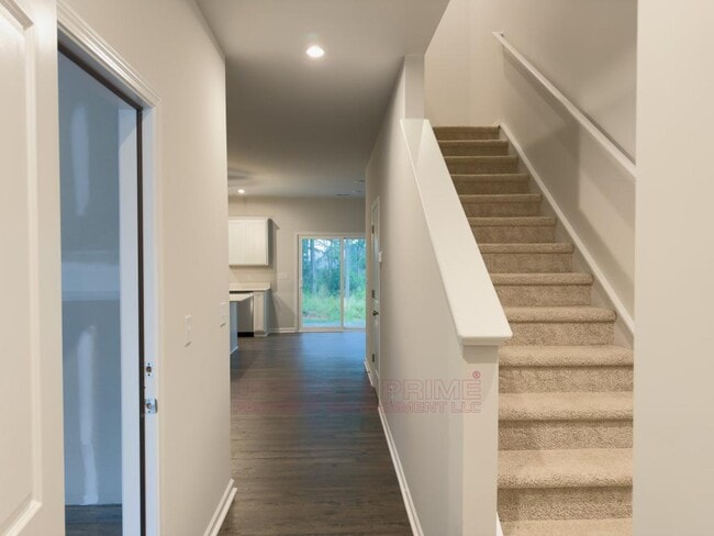 Building Photo - 168 Randwick Ln
