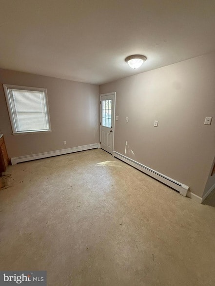 Building Photo - 304 Walnut St