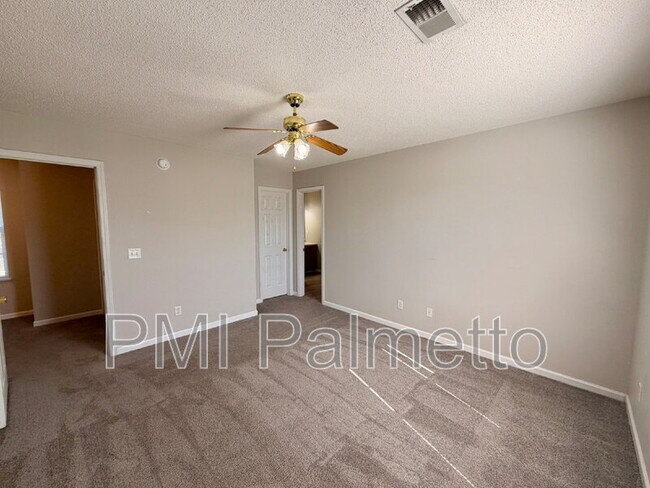 Building Photo - 5 Sterling Ridge Ct