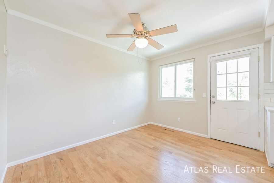 Building Photo - 17124 E Kent Dr