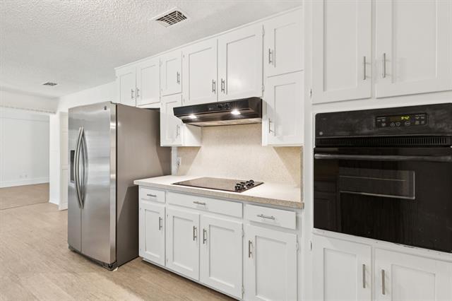Building Photo - 7829 Noneman Dr