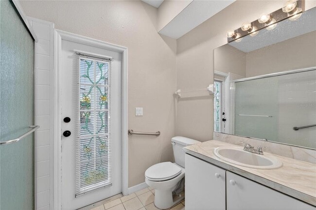 Building Photo - 4517 Oak River Cir