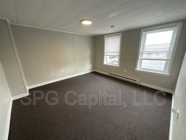 Building Photo - 218 N Pitt St