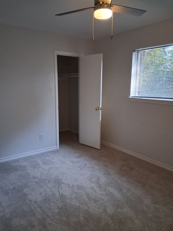 Building Photo - 7515 Brush Wood Dr