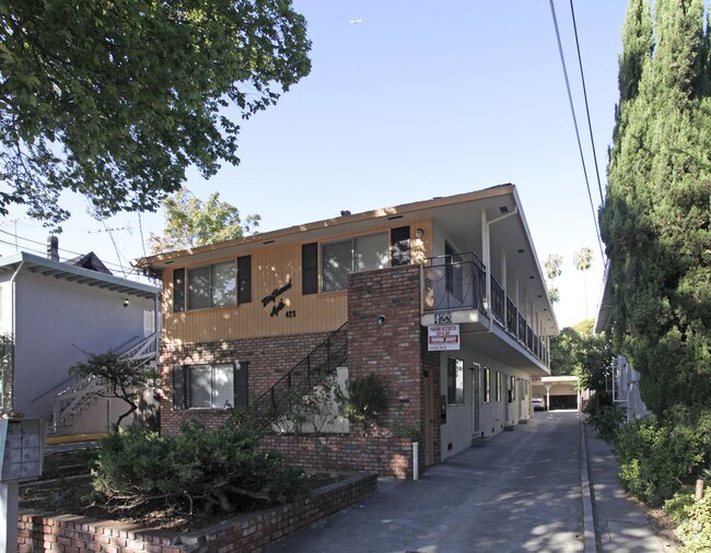 Primary Photo - Driftwood Apts