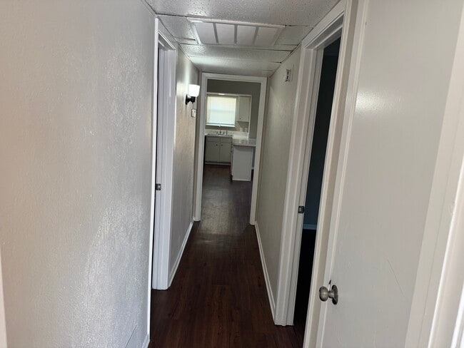 Building Photo - Houghton Ave