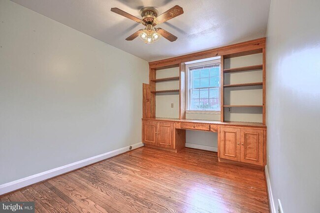 Building Photo - 8446 Loch Raven Blvd